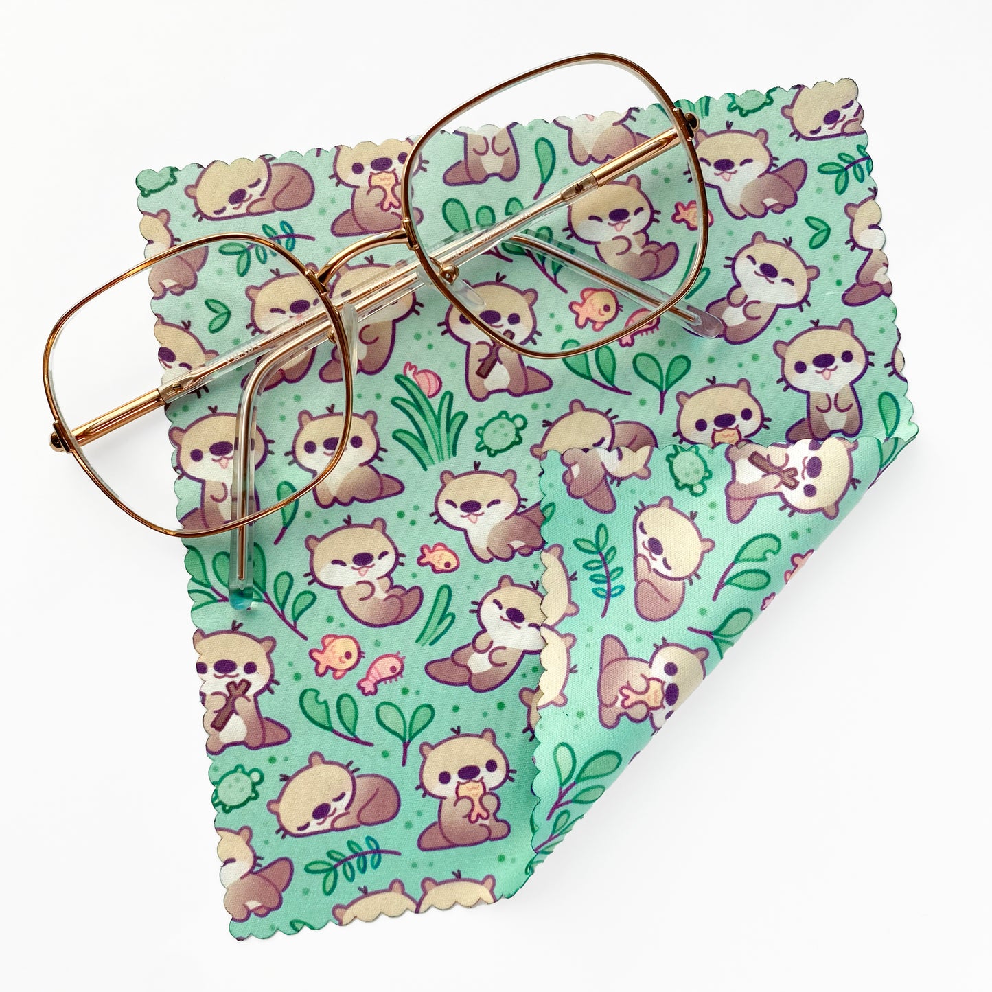 smooth and soft cloth with little river otters in the river. carp fish, shrimp, turtles, sea weed and freshwater snails are on the pattern too.